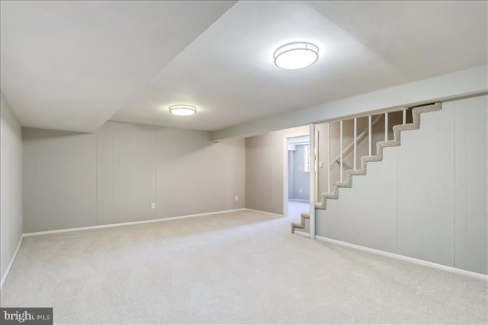 CRESTHAVEN - Residential