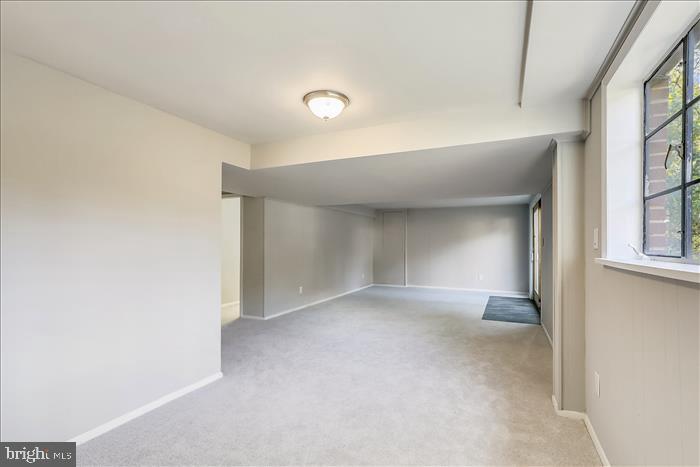 CRESTHAVEN - Residential