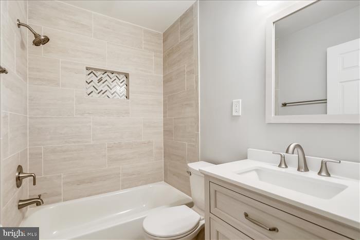 CRESTHAVEN - Residential