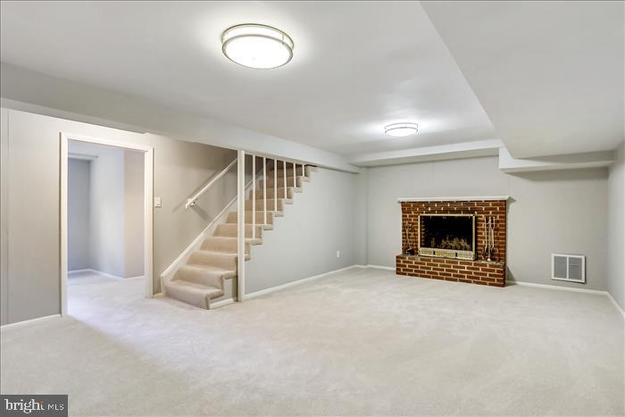 CRESTHAVEN - Residential