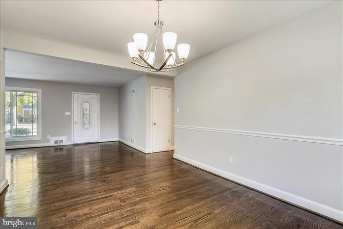 CRESTHAVEN - Residential