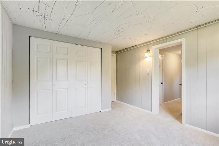 CRESTHAVEN - Residential