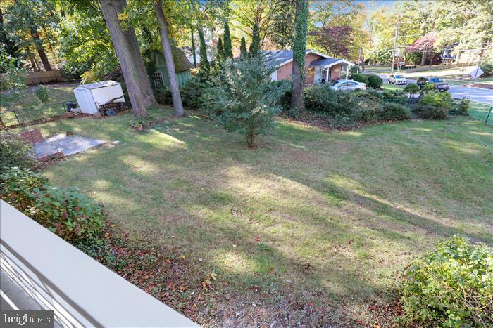 CRESTHAVEN - Residential