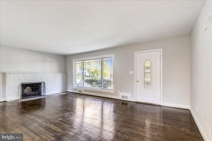 CRESTHAVEN - Residential