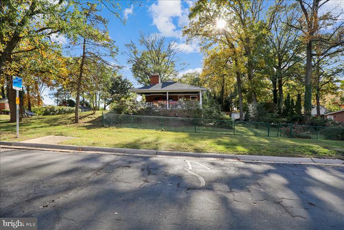 CRESTHAVEN - Residential