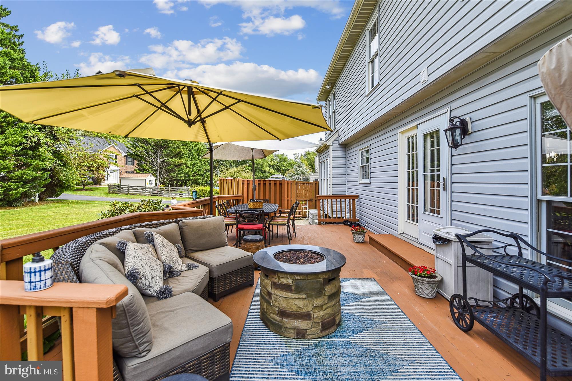 MONTGOMERY MEADOWS - Residential