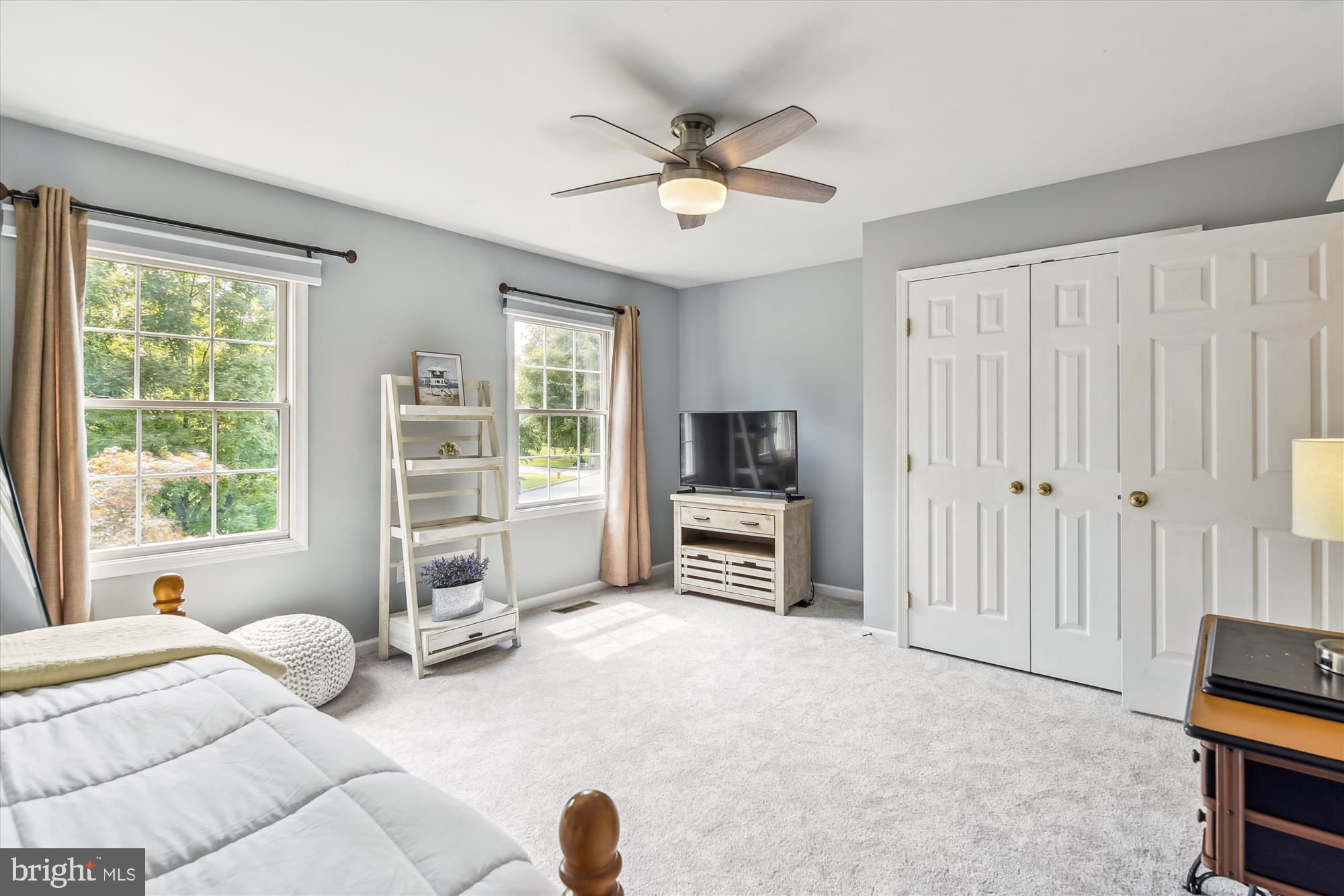 MONTGOMERY MEADOWS - Residential