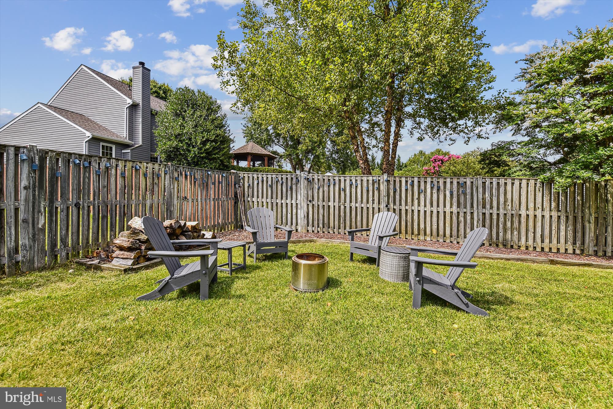 MONTGOMERY MEADOWS - Residential