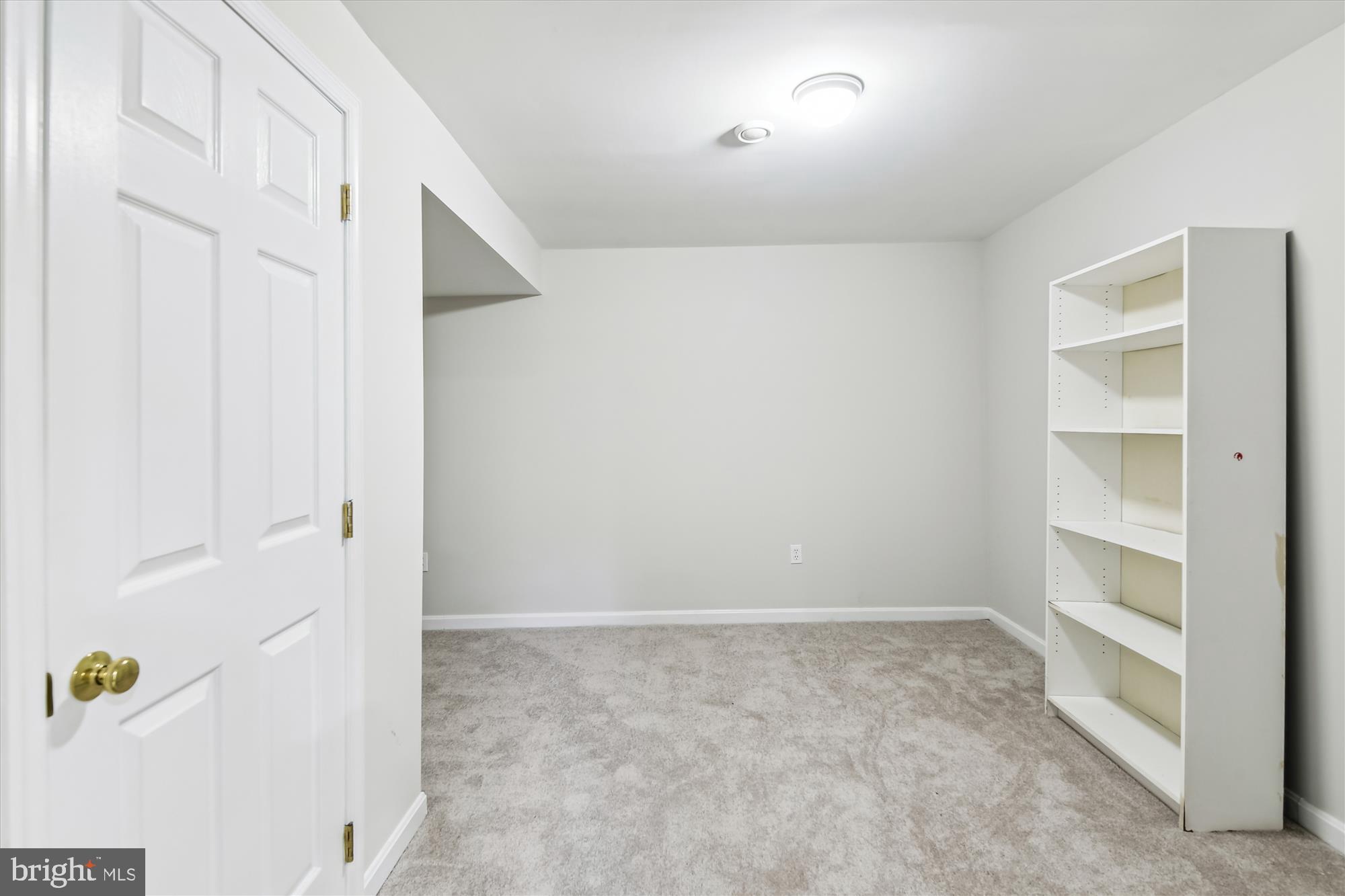 MONTGOMERY MEADOWS - Residential