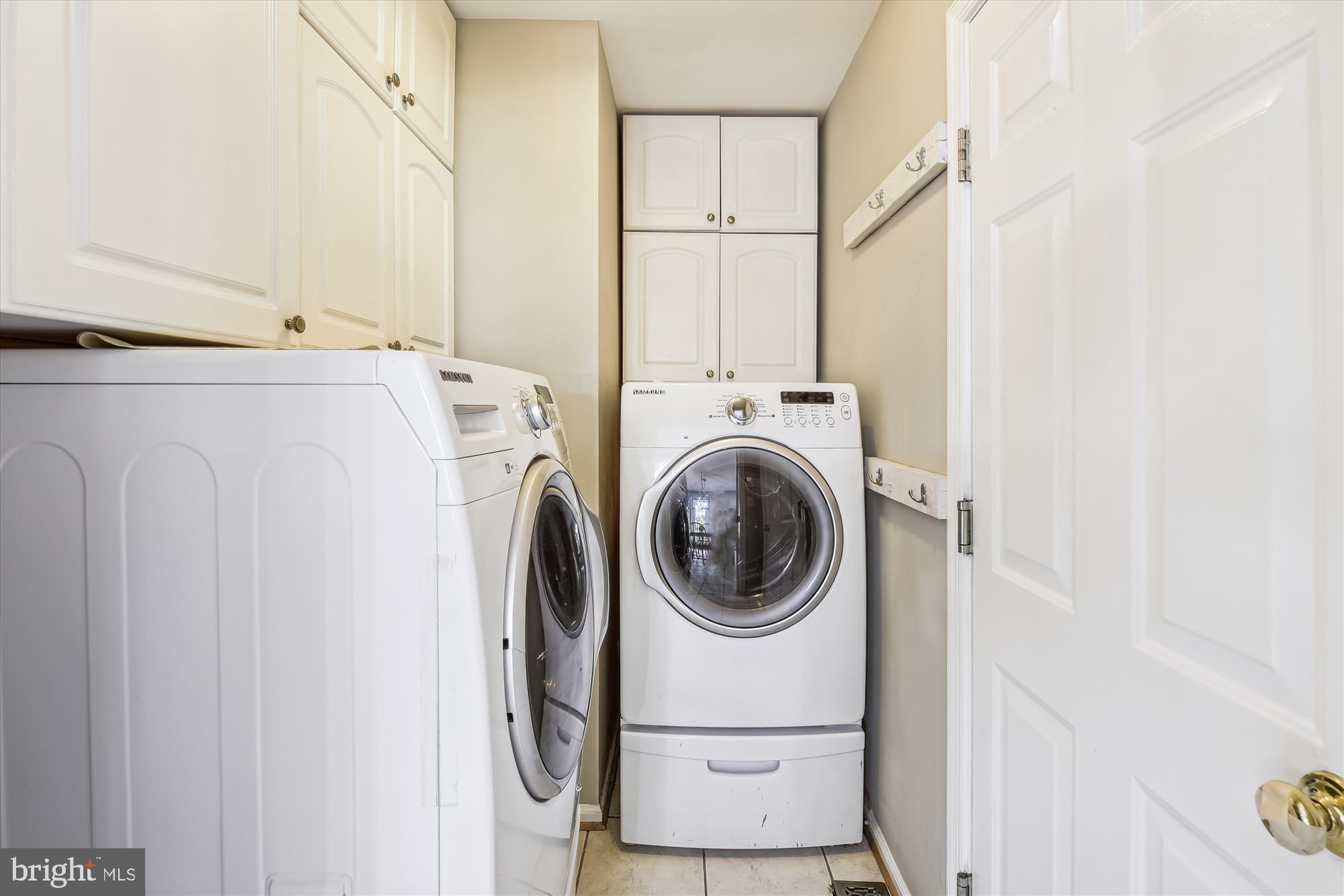 MONTGOMERY MEADOWS - Residential