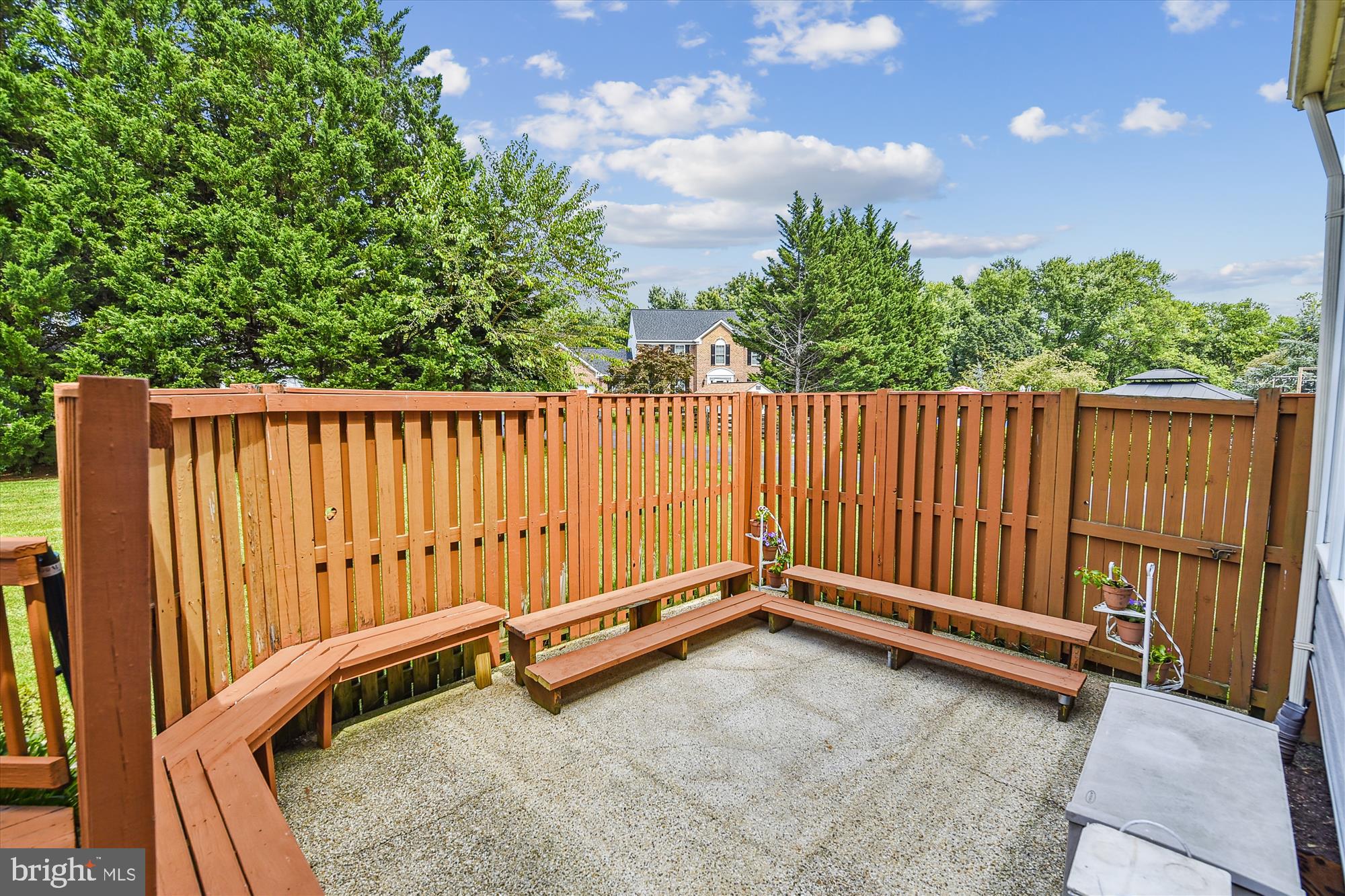 MONTGOMERY MEADOWS - Residential