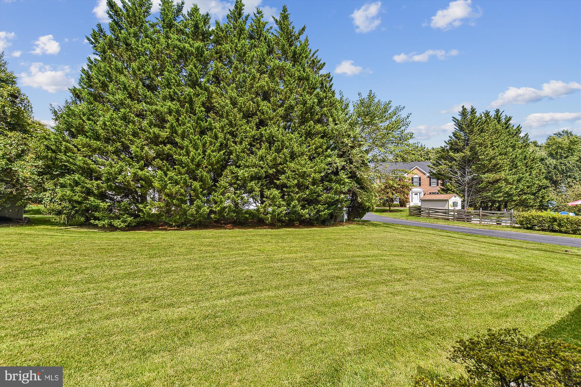 MONTGOMERY MEADOWS - Residential