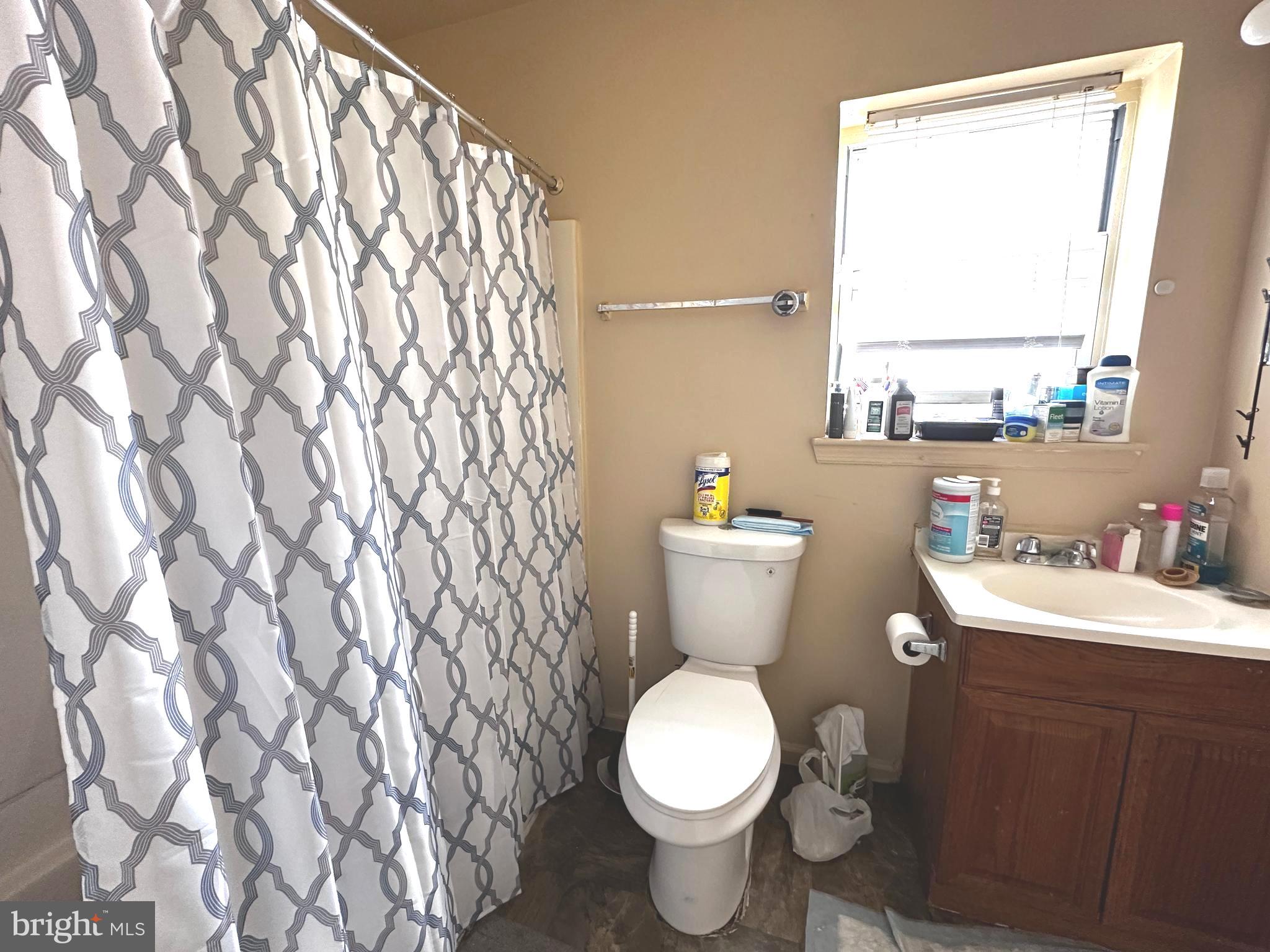 SANDTOWN-WINCHESTER - Residential