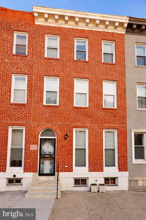 Townhouse For Sale - 1107 N Gilmor Street<br/> BALTIMORE, MD 21217