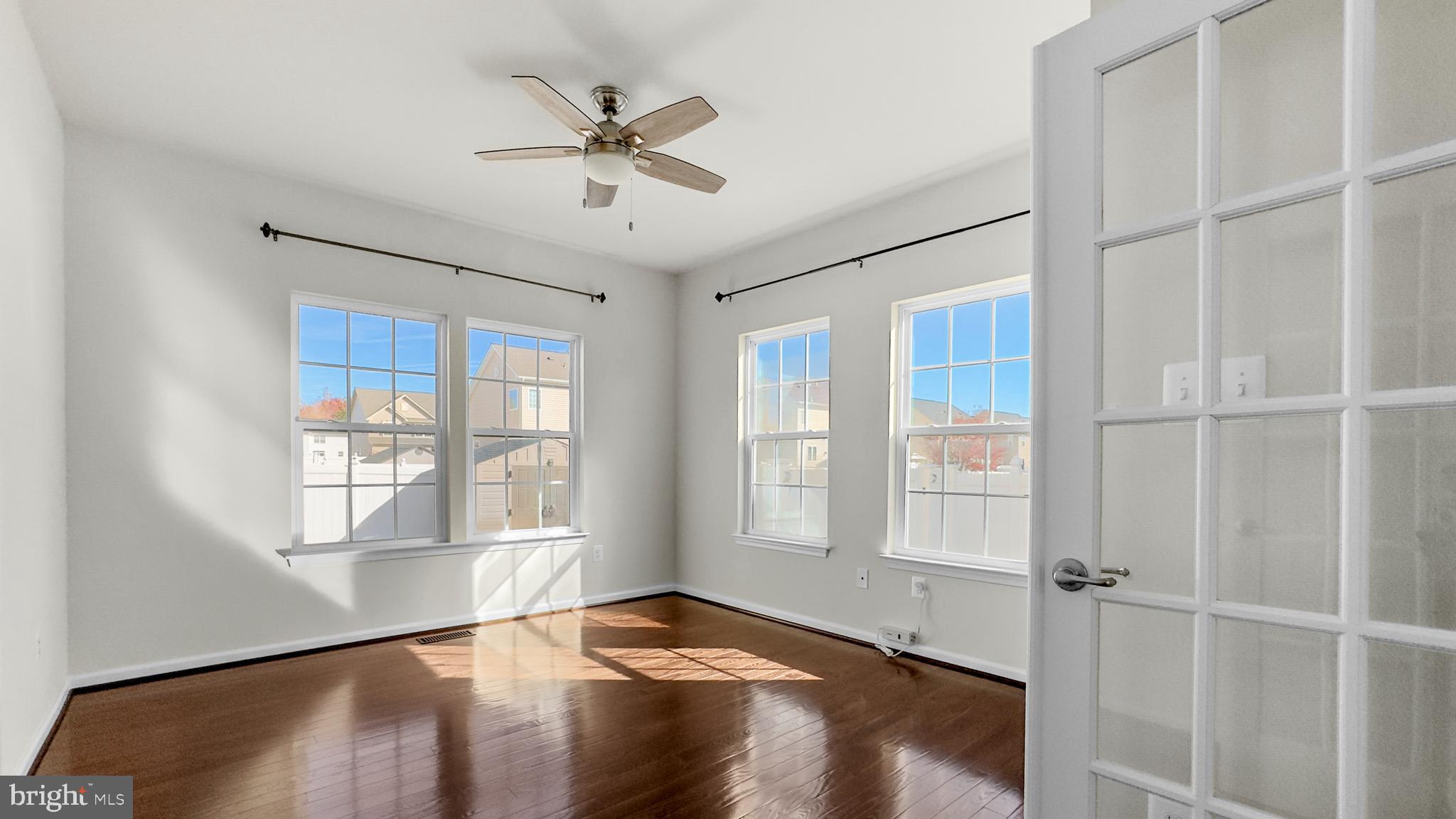 WORTHINGTON SUB - Residential Lease