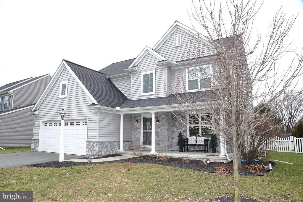 Photo of 329 WISSLER WAY, LANDISVILLE, PA 17538 (MLS # PALA2030194)