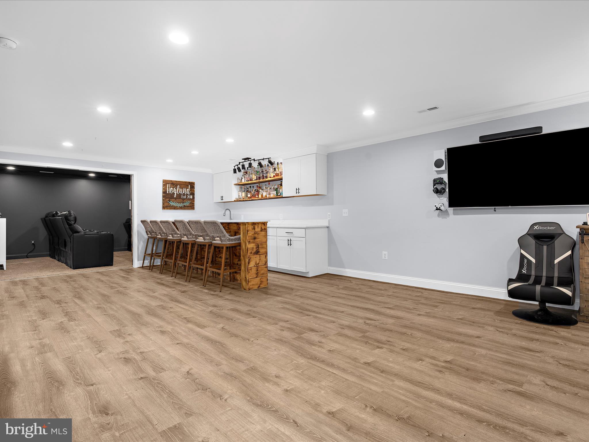 ESTATE AT SKIPTON CRK - Residential