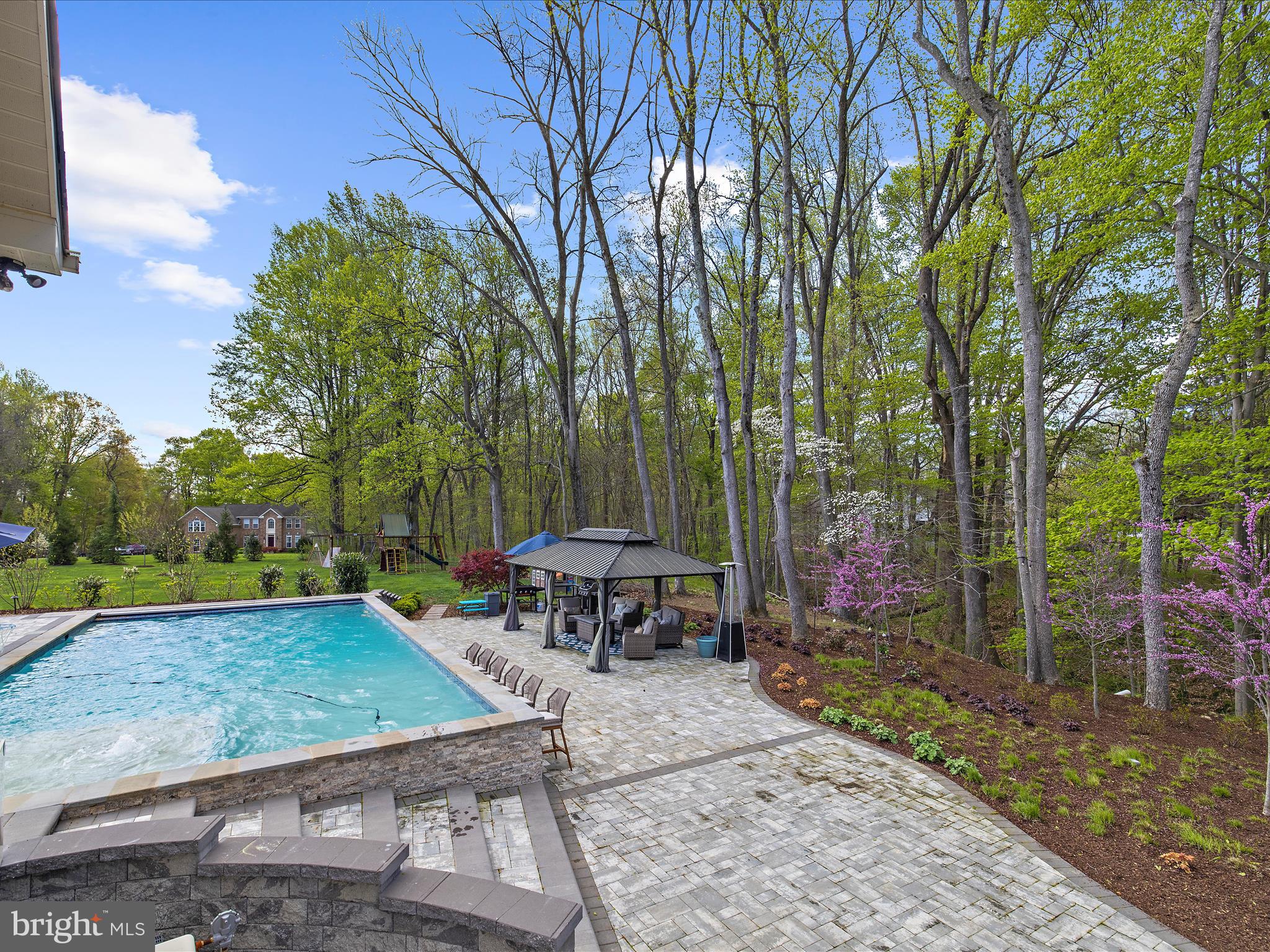 ESTATE AT SKIPTON CRK - Residential