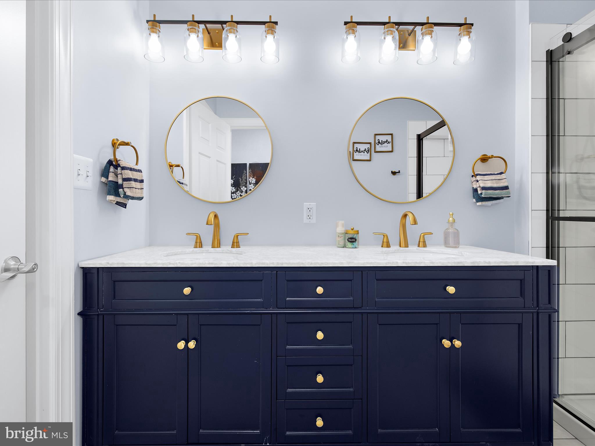 ESTATE AT SKIPTON CRK - Residential