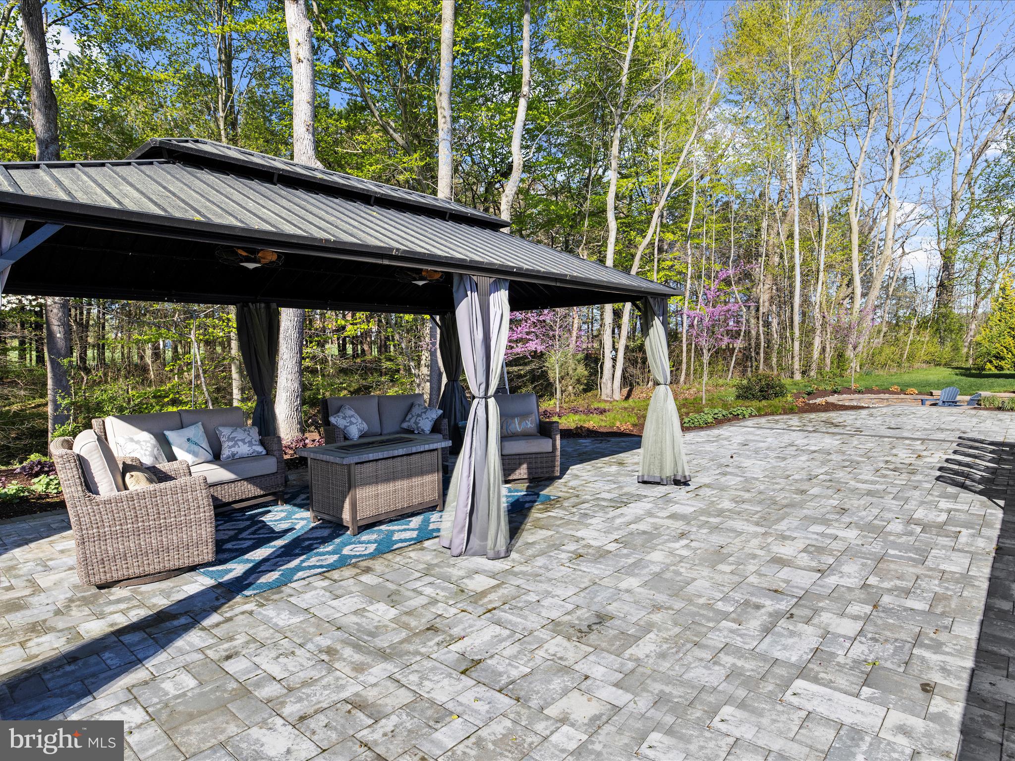 ESTATE AT SKIPTON CRK - Residential