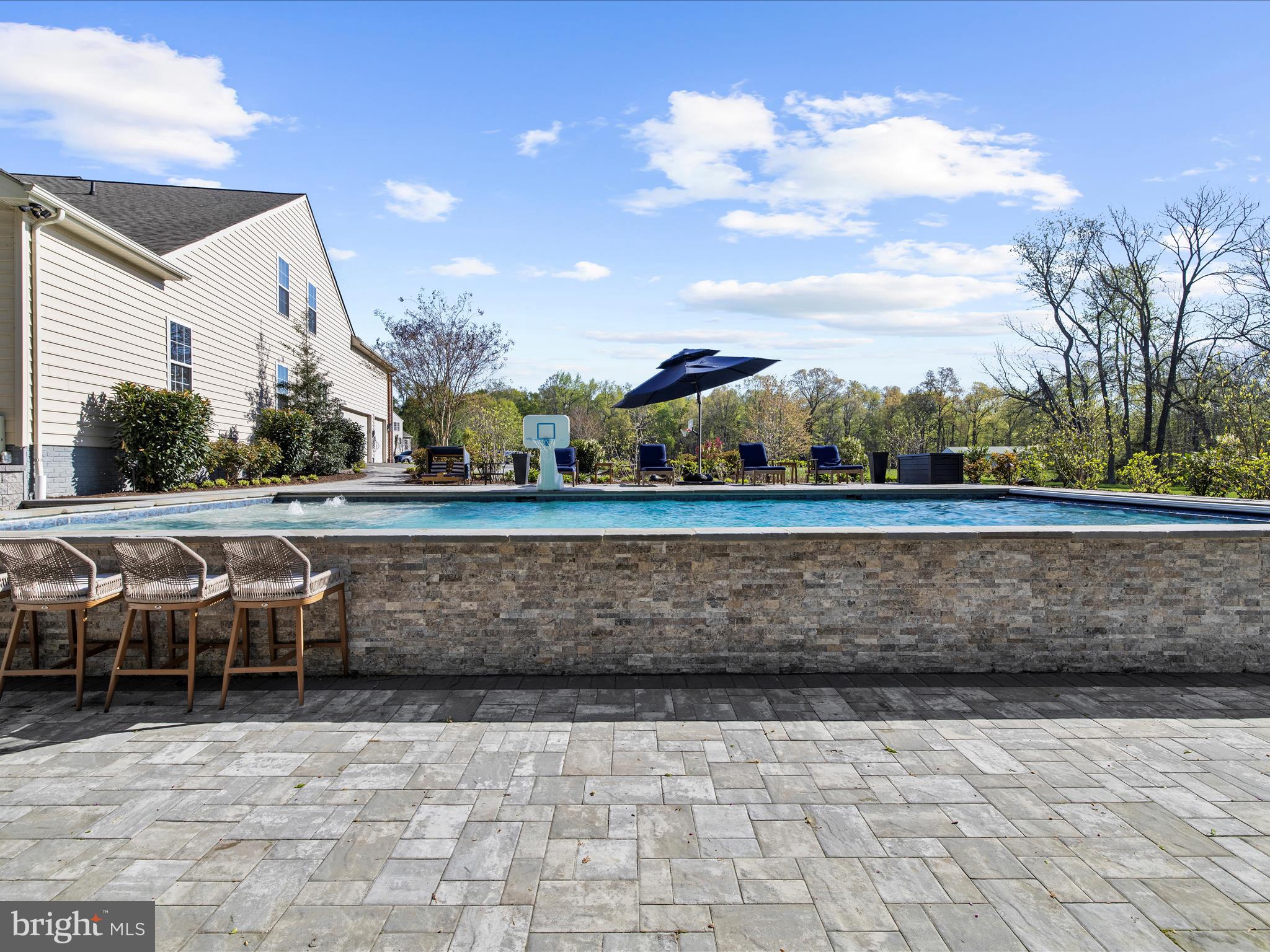 ESTATE AT SKIPTON CRK - Residential