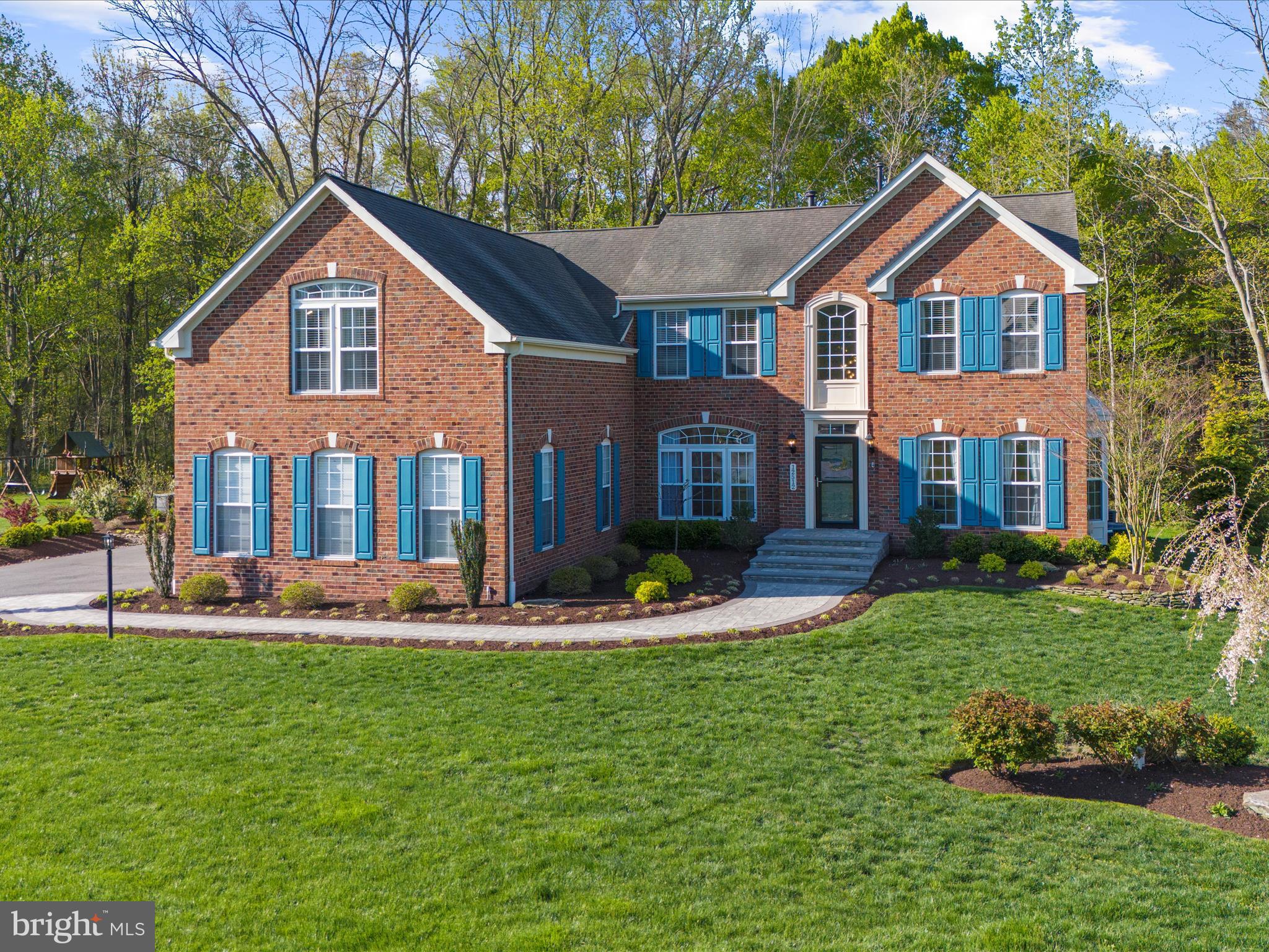 ESTATE AT SKIPTON CRK - Residential