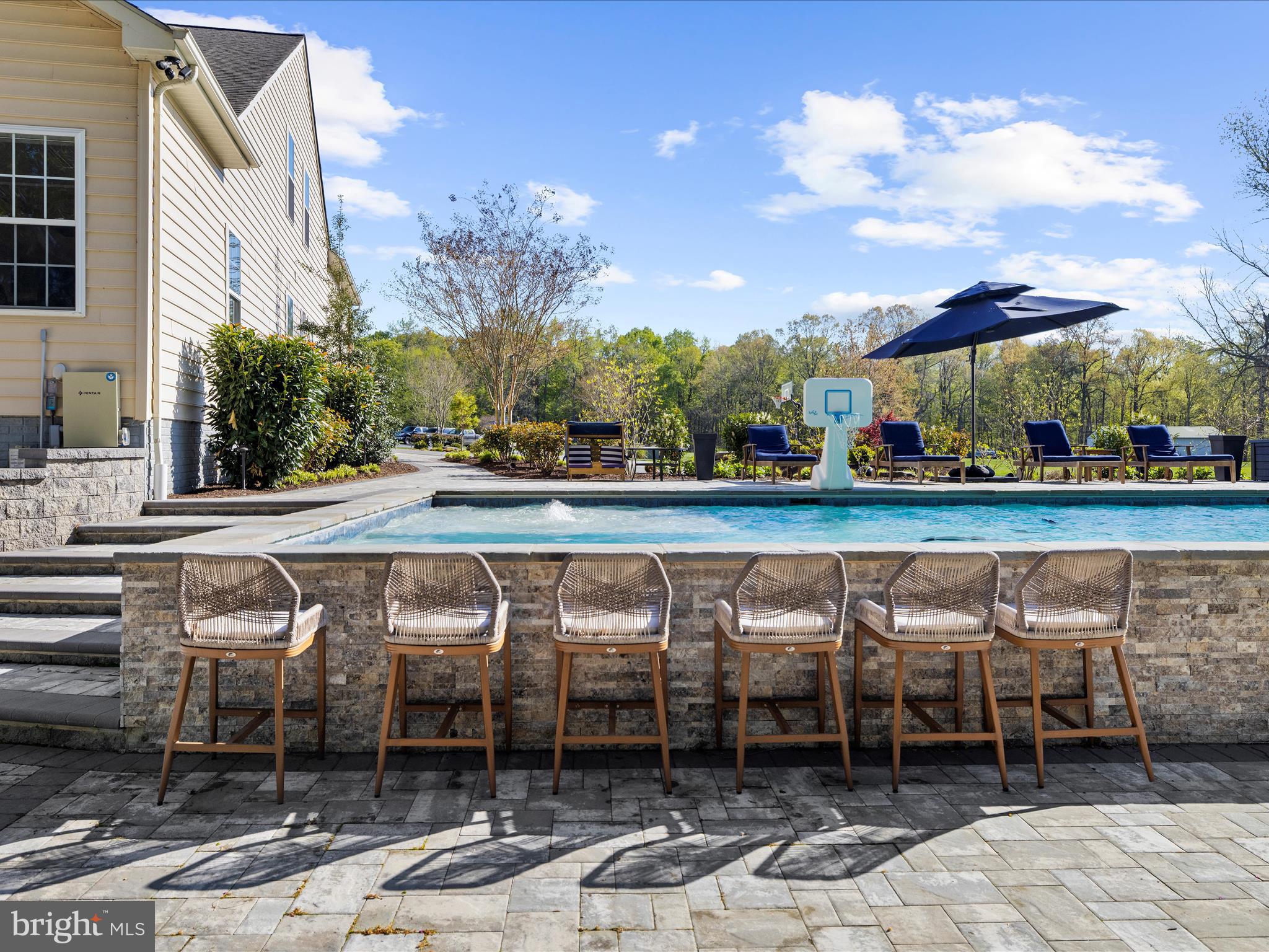 ESTATE AT SKIPTON CRK - Residential