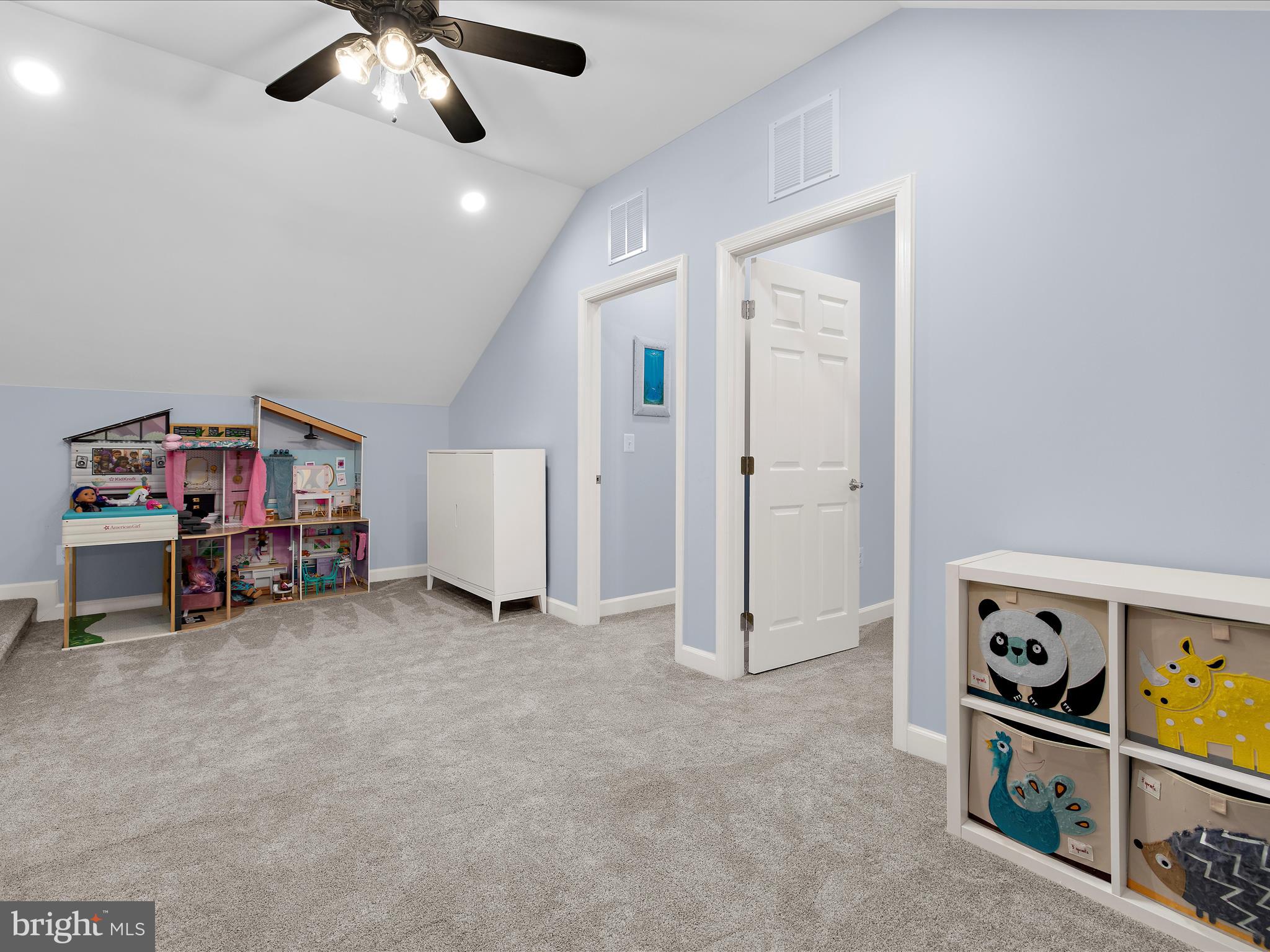 ESTATE AT SKIPTON CRK - Residential