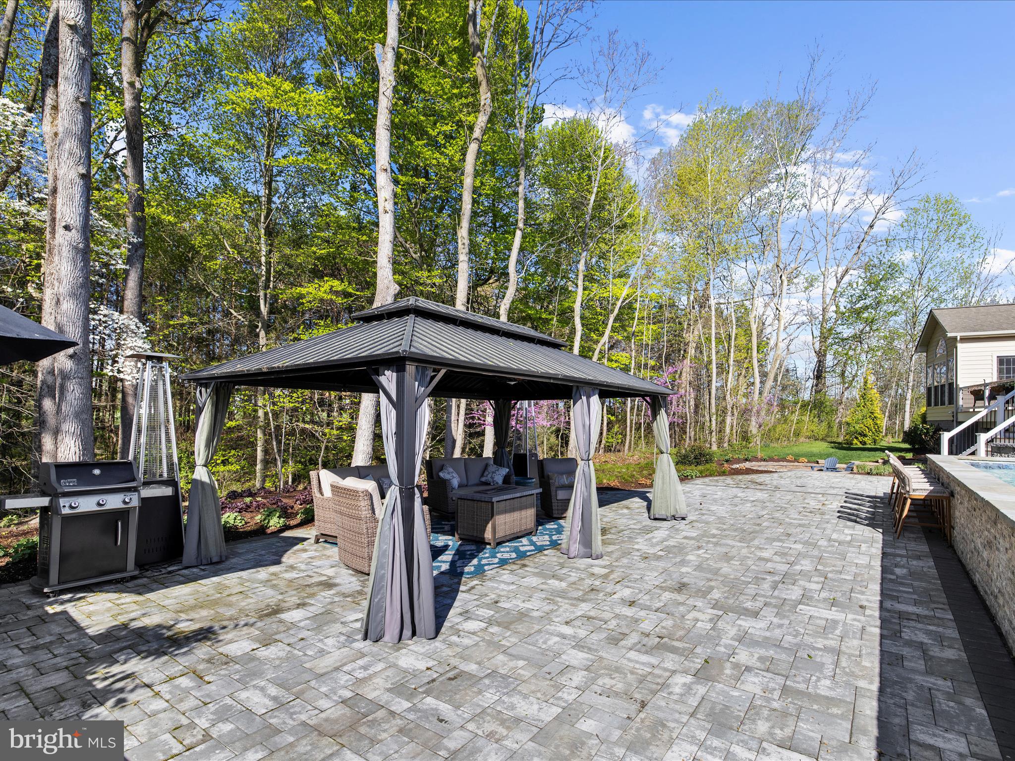 ESTATE AT SKIPTON CRK - Residential