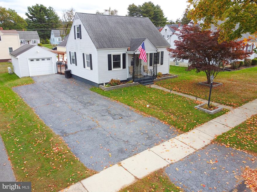 Picture it - a quiet, tree-lined street, walking distance to parks, library and Saucon Valley School District campus, a spacious fenced yard and detached garage in the quaint Borough of Hellertown. What more could you ask for? The open concept living and dining room provide for an open flow and ease of entertaining, with access to the kitchen. 1st floor bedroom with full bath provide for one floor living. 2nd floor features large area ideal for office or play space plus additional bedroom. Finished basement for additional living space plus 2nd full bath and storage. CENTRAL AIR and economical natural gas heat. Outside you'll find a large driveway for 2+ cars and insulated, 1 car garage with heat and central air! Vinyl fenced yard provides privacy while enjoying the hardscaped fire pit, relaxing in the hot tub or getting down to earth in the remaining grass space. Although tucked away in the Mountainview section of Hellertown, this home is just a short drive to all major routes. Saucon Valley School District K-12. Schedule your showing today!