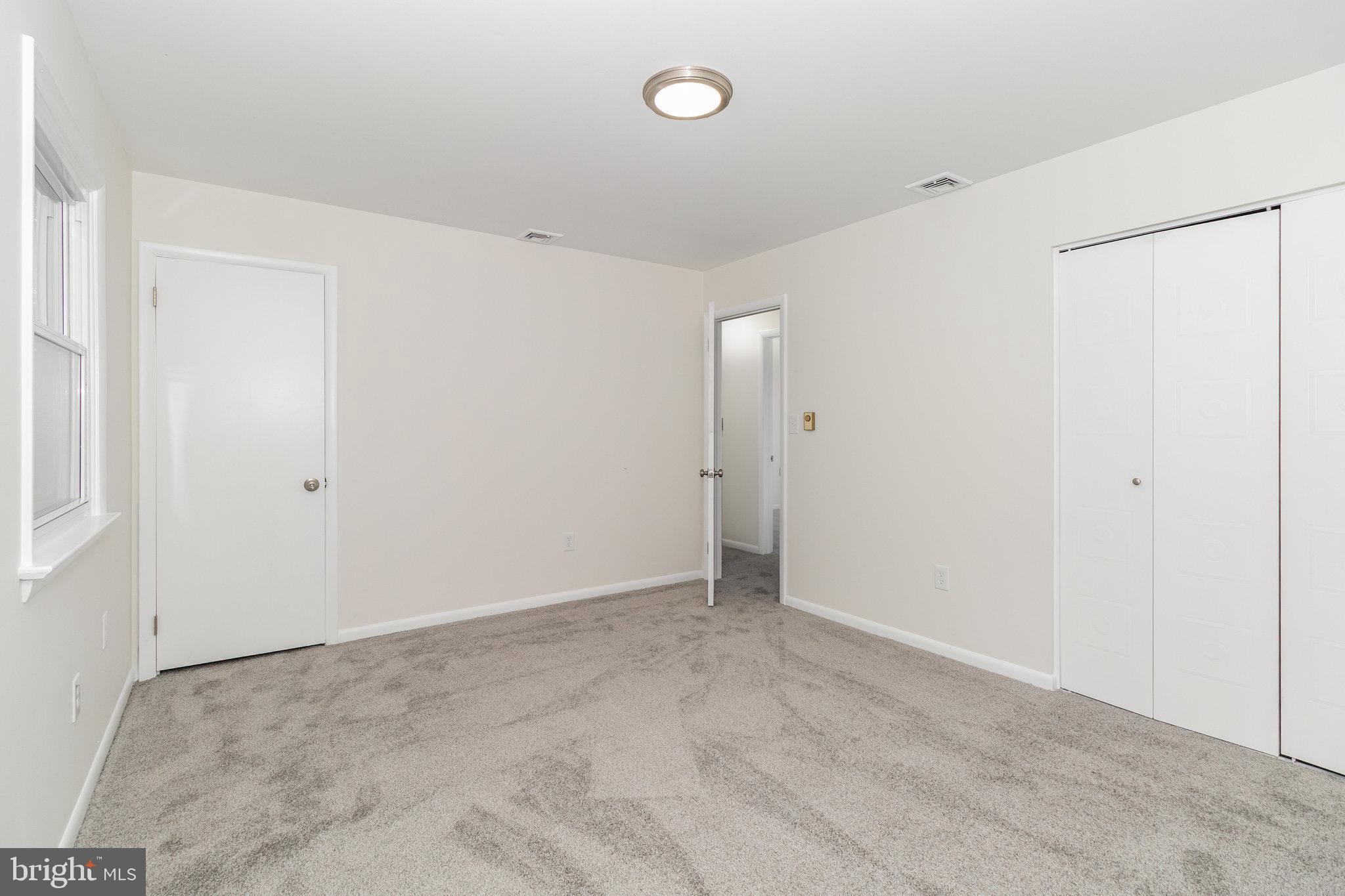 MIDDLETOWN - Residential