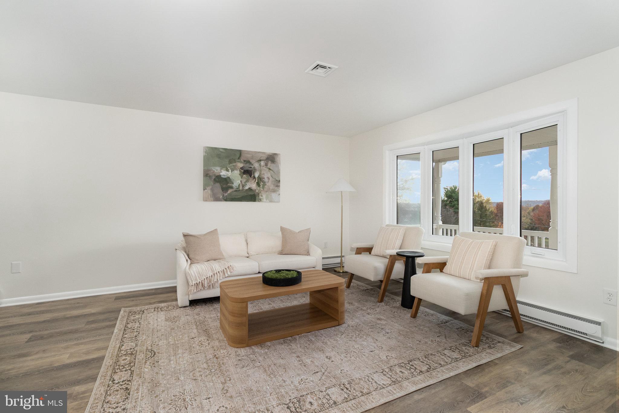 MIDDLETOWN - Residential