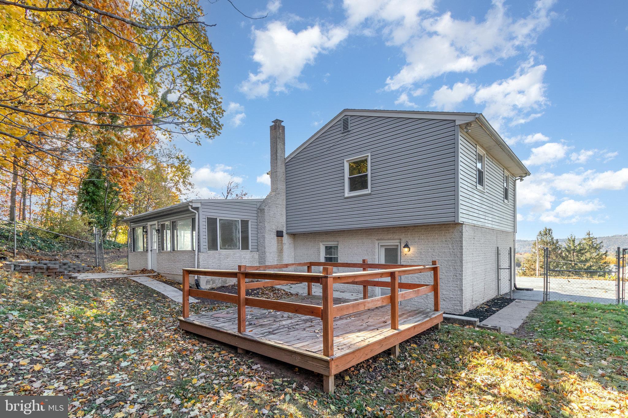 MIDDLETOWN - Residential