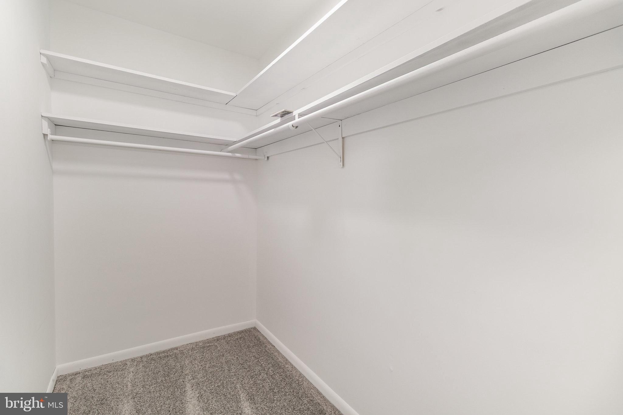 MIDDLETOWN - Residential