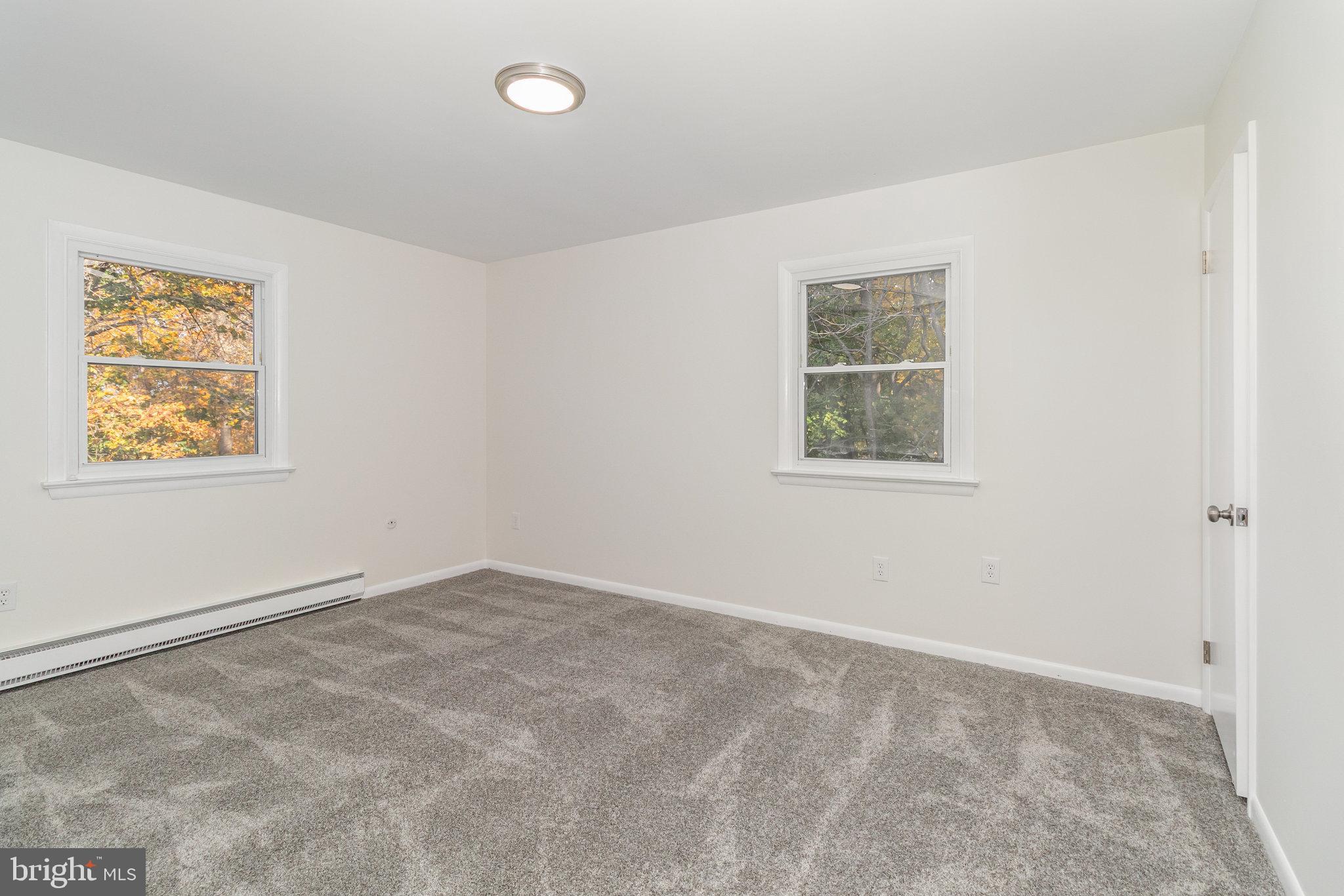 MIDDLETOWN - Residential