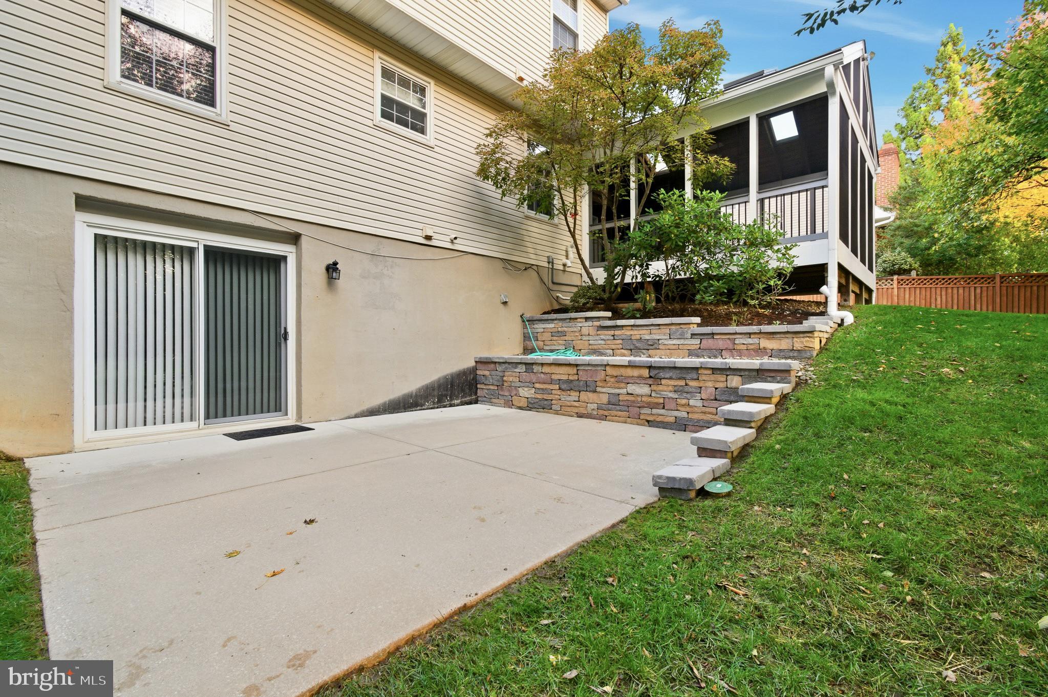 BRAMPTON HILLS - Residential