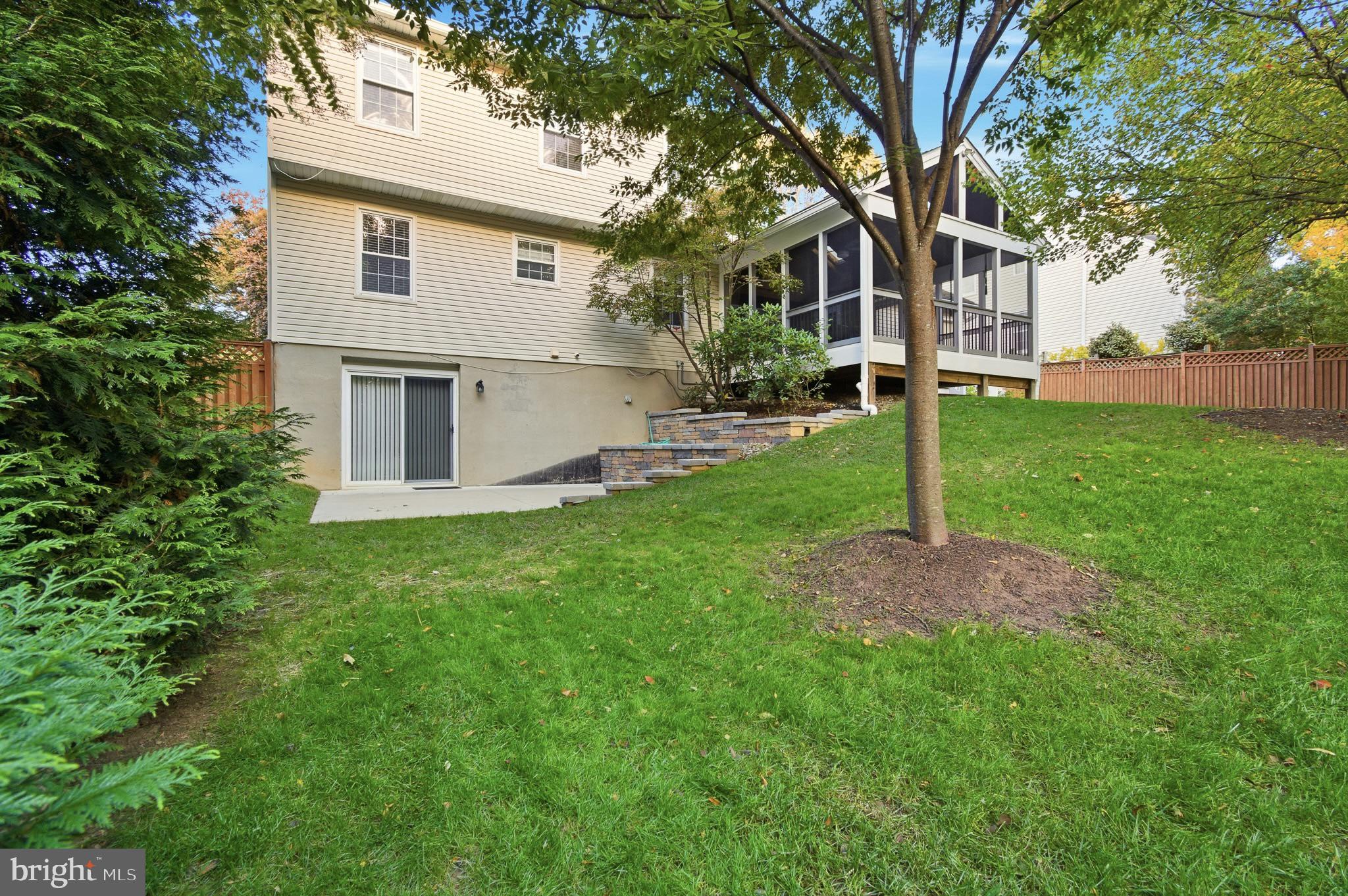 BRAMPTON HILLS - Residential