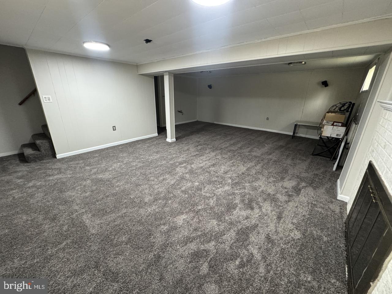 DIANNA WOODS PYL - Residential Lease