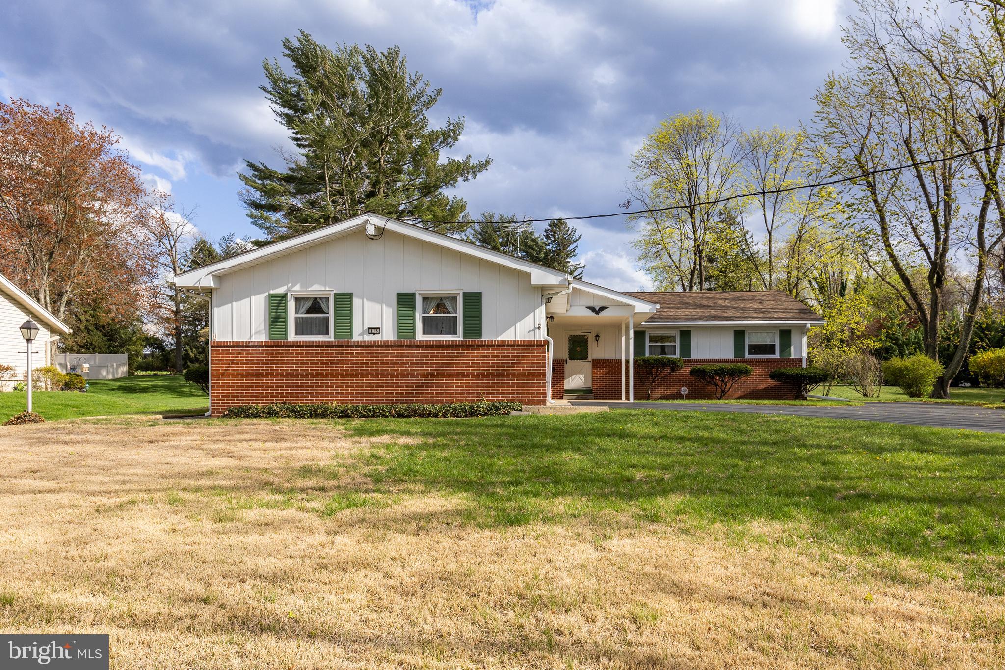 116 WINDING LANE