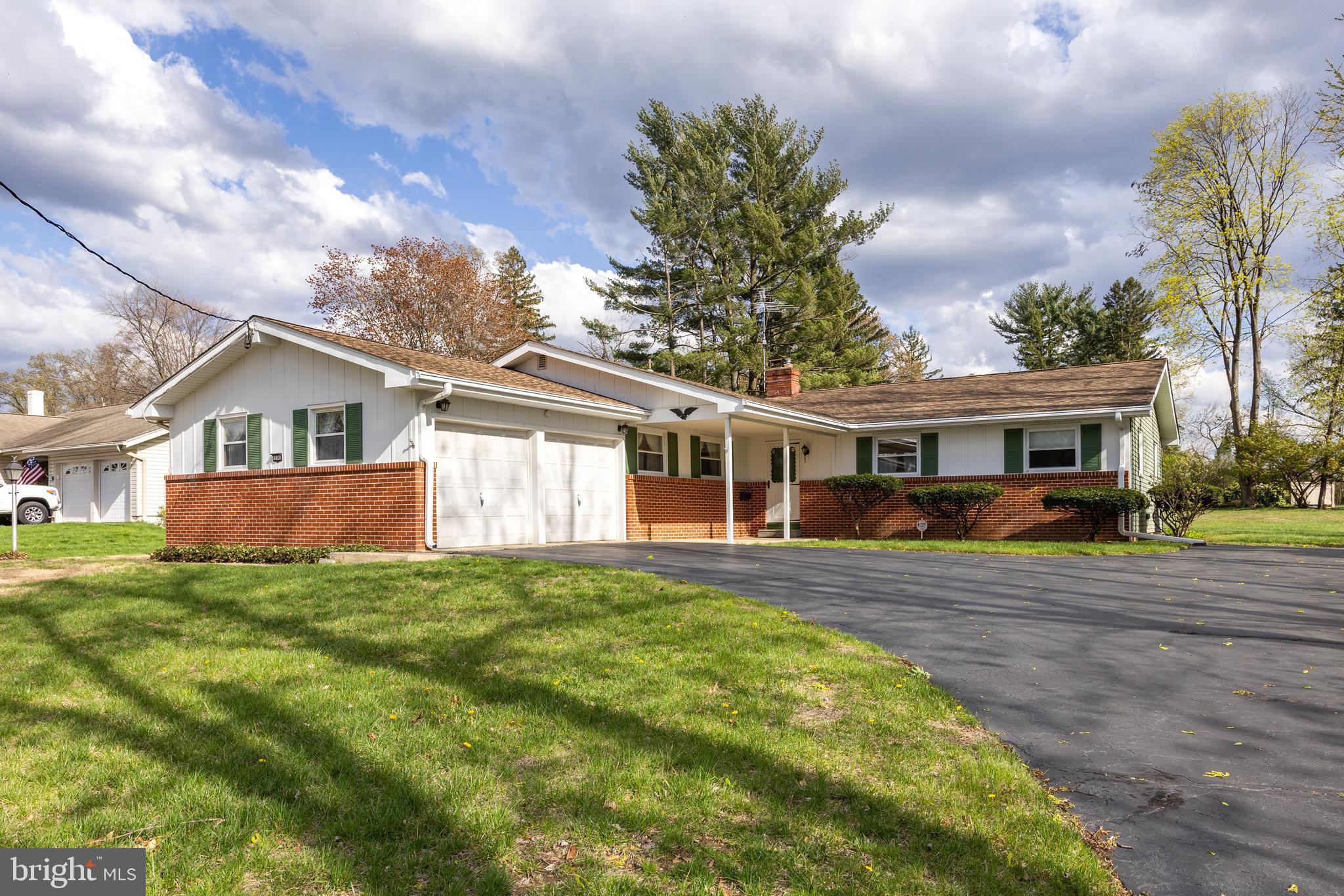 116 WINDING LANE
