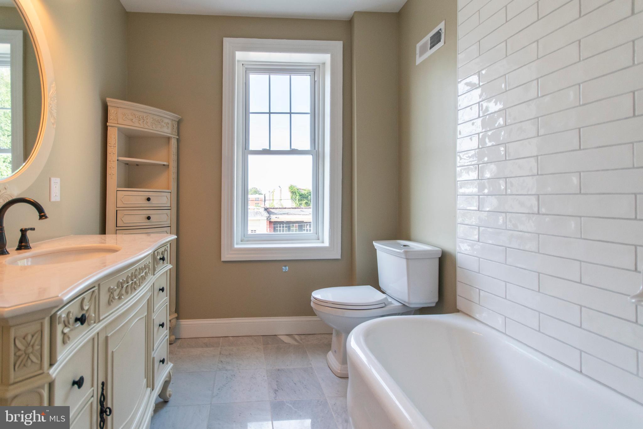 GERMANTOWN - Residential