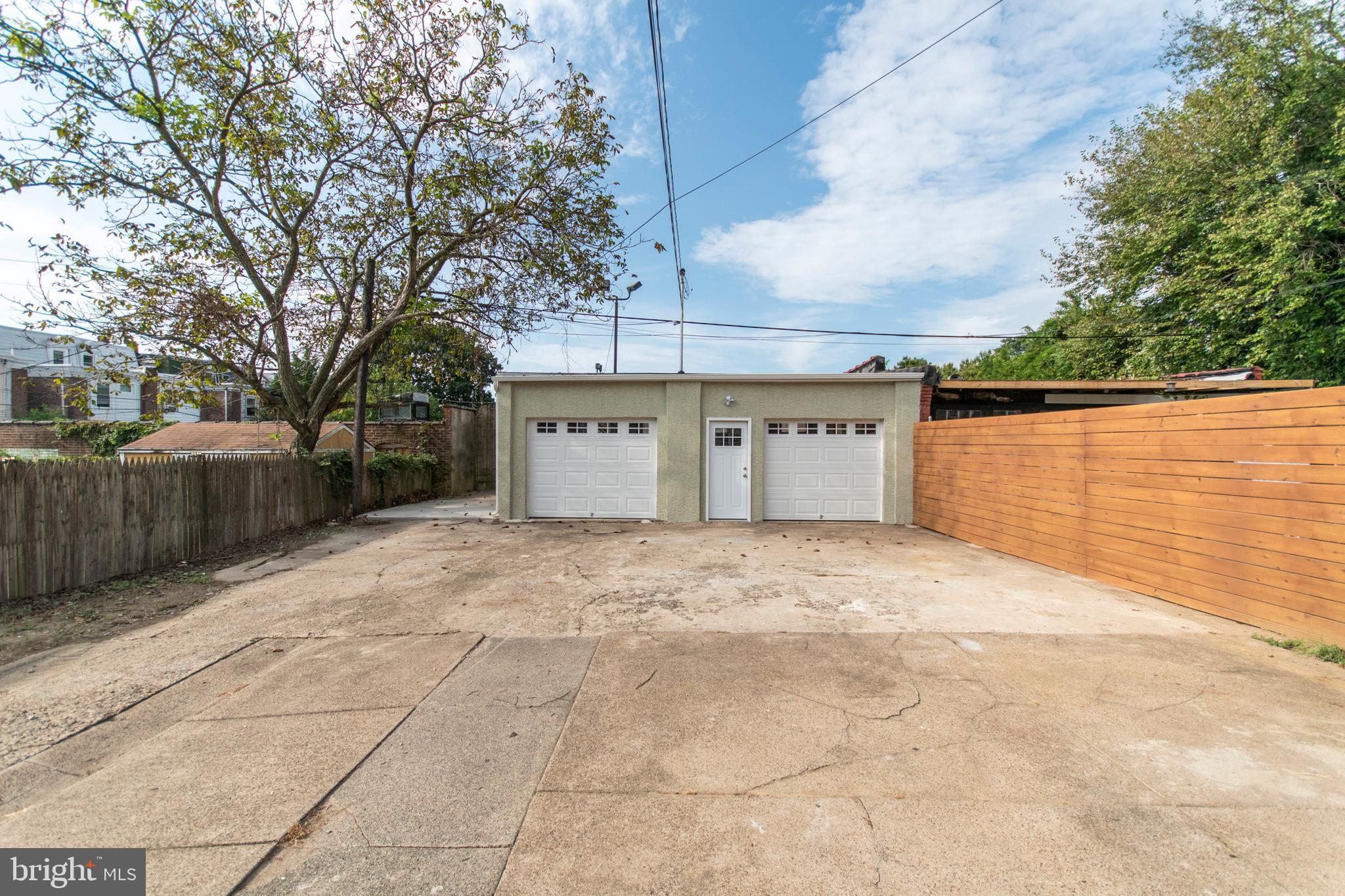 GERMANTOWN - Residential