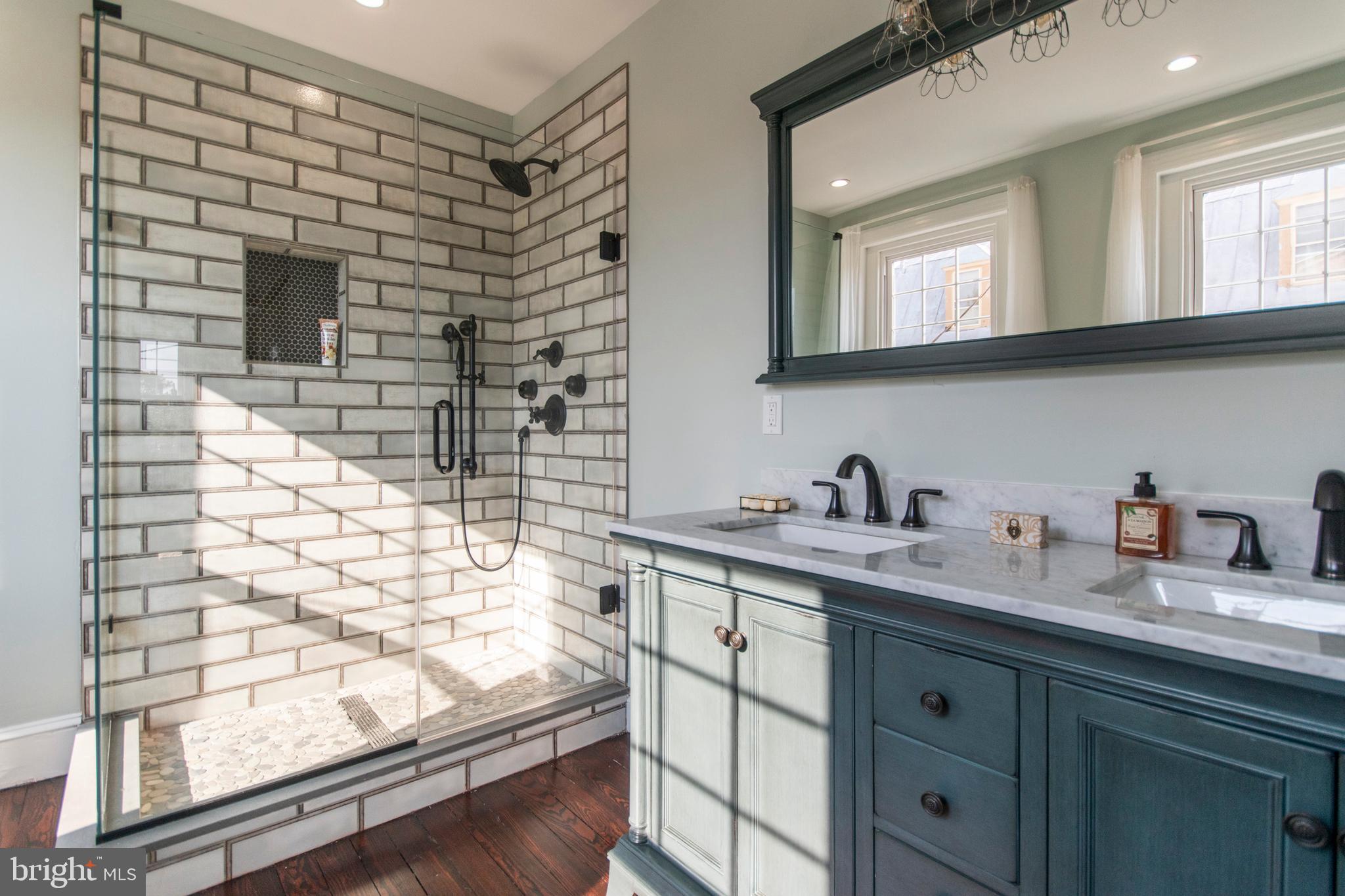GERMANTOWN - Residential