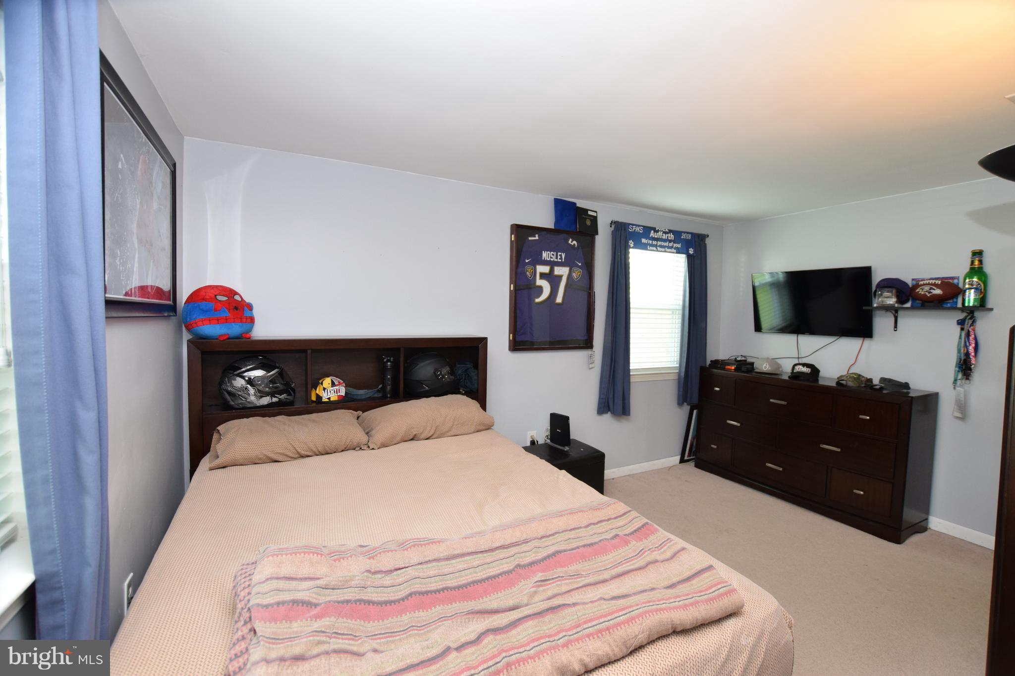 LODGE FOREST MANOR - Residential