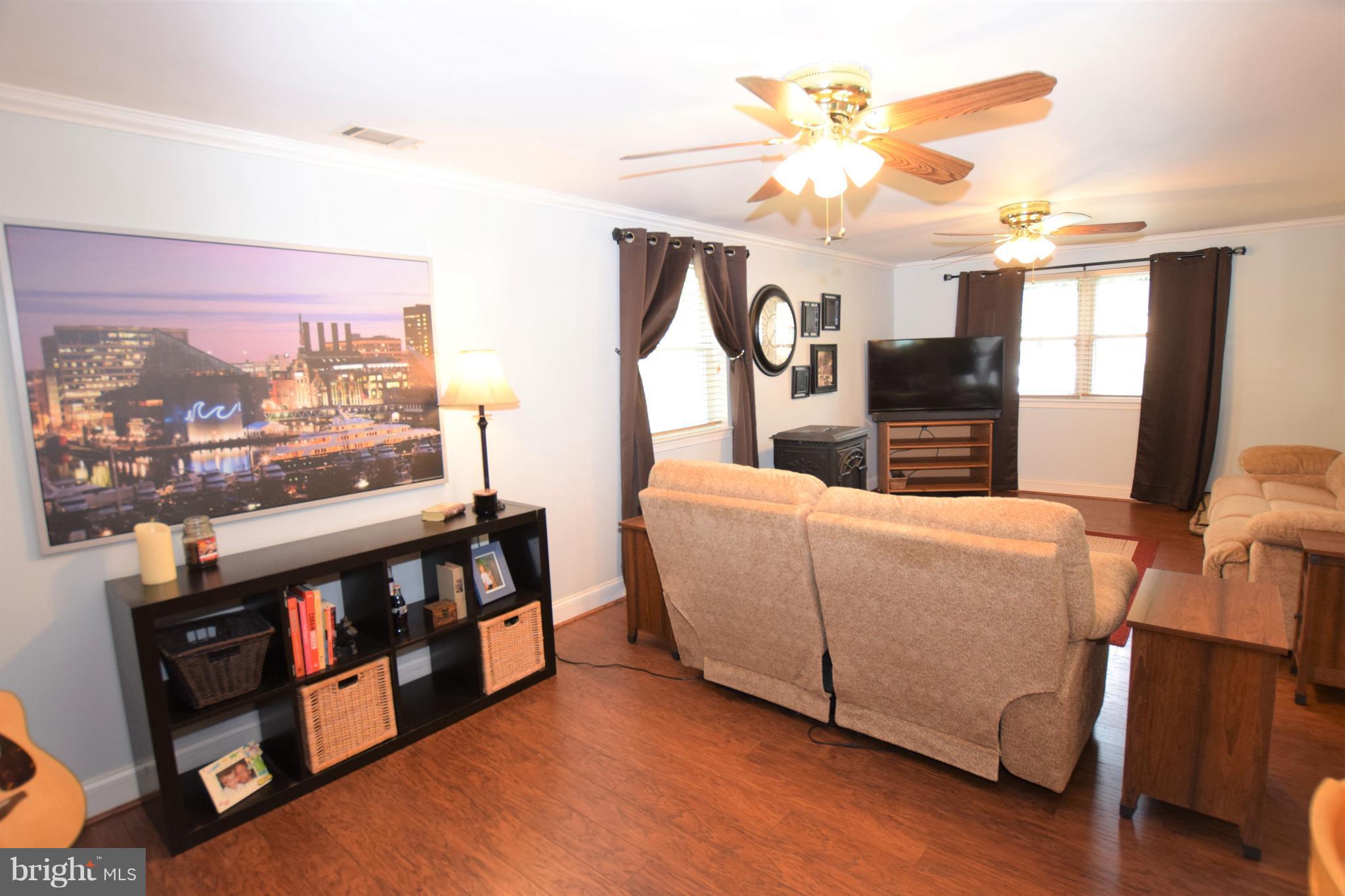 LODGE FOREST MANOR - Residential