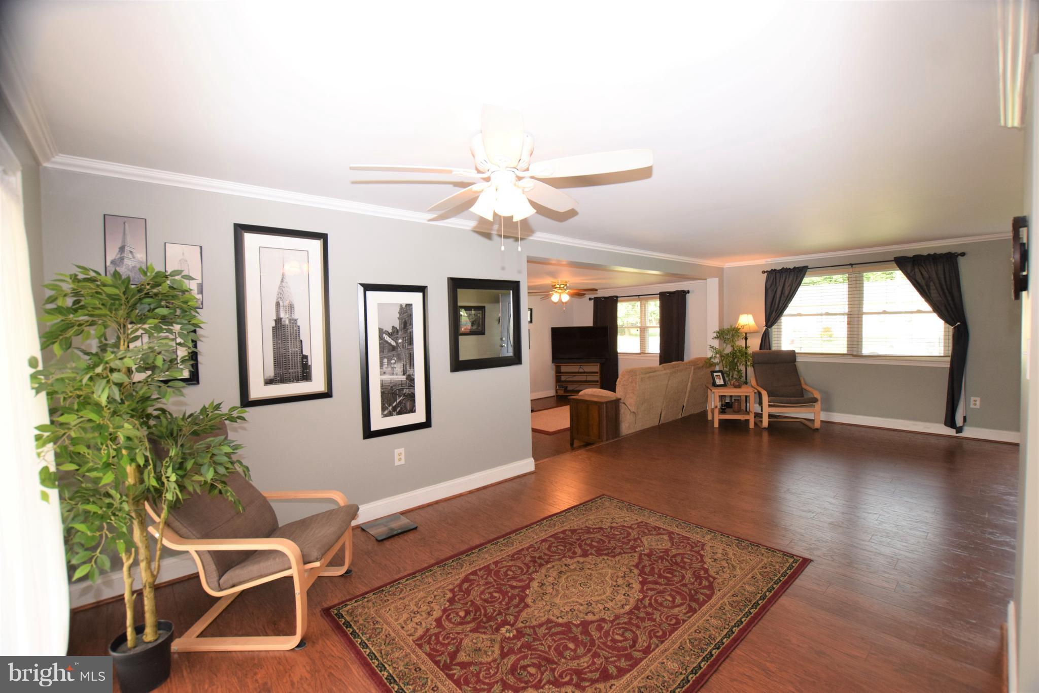 LODGE FOREST MANOR - Residential