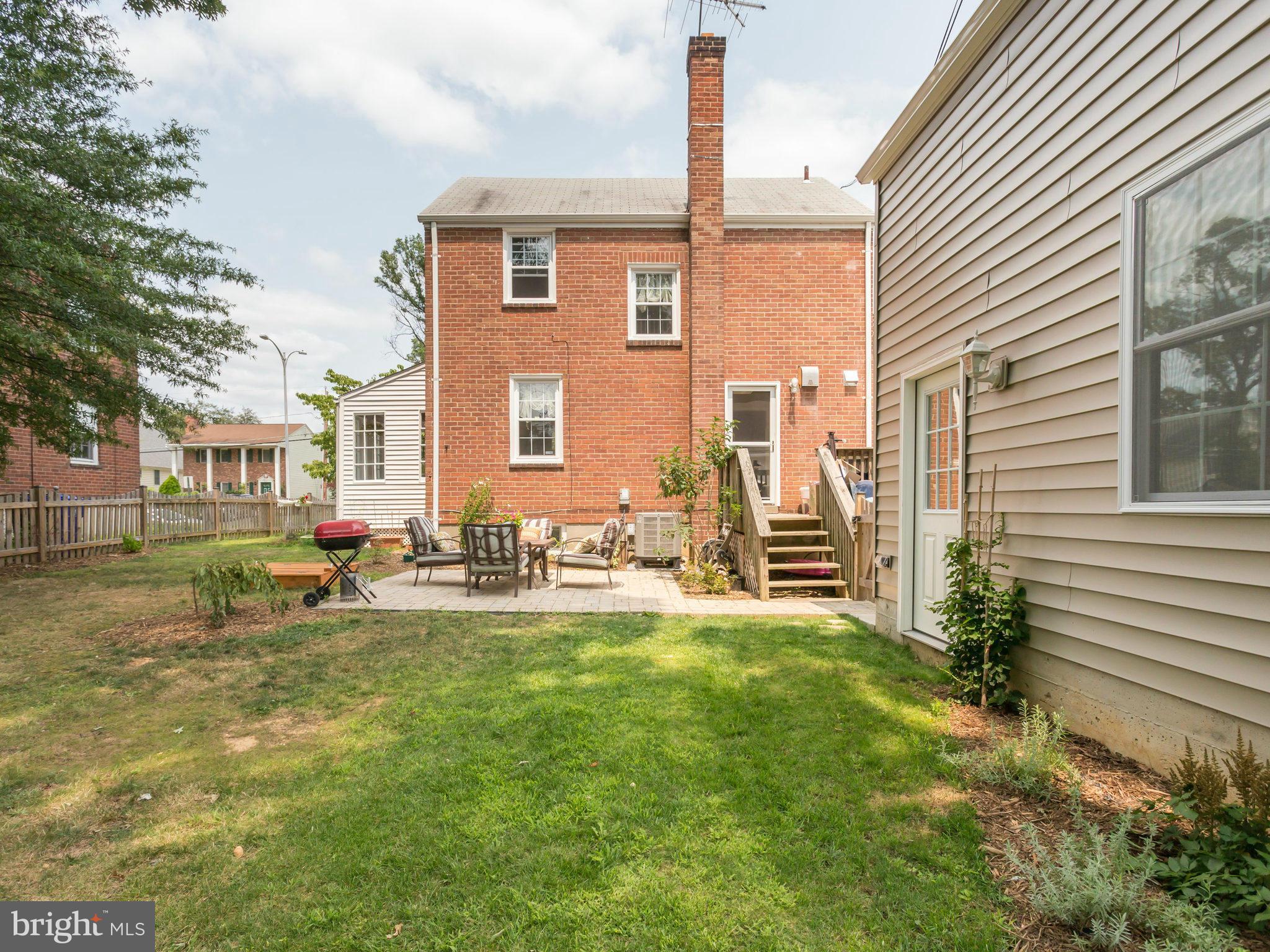 ARLINGTON FOREST - Residential