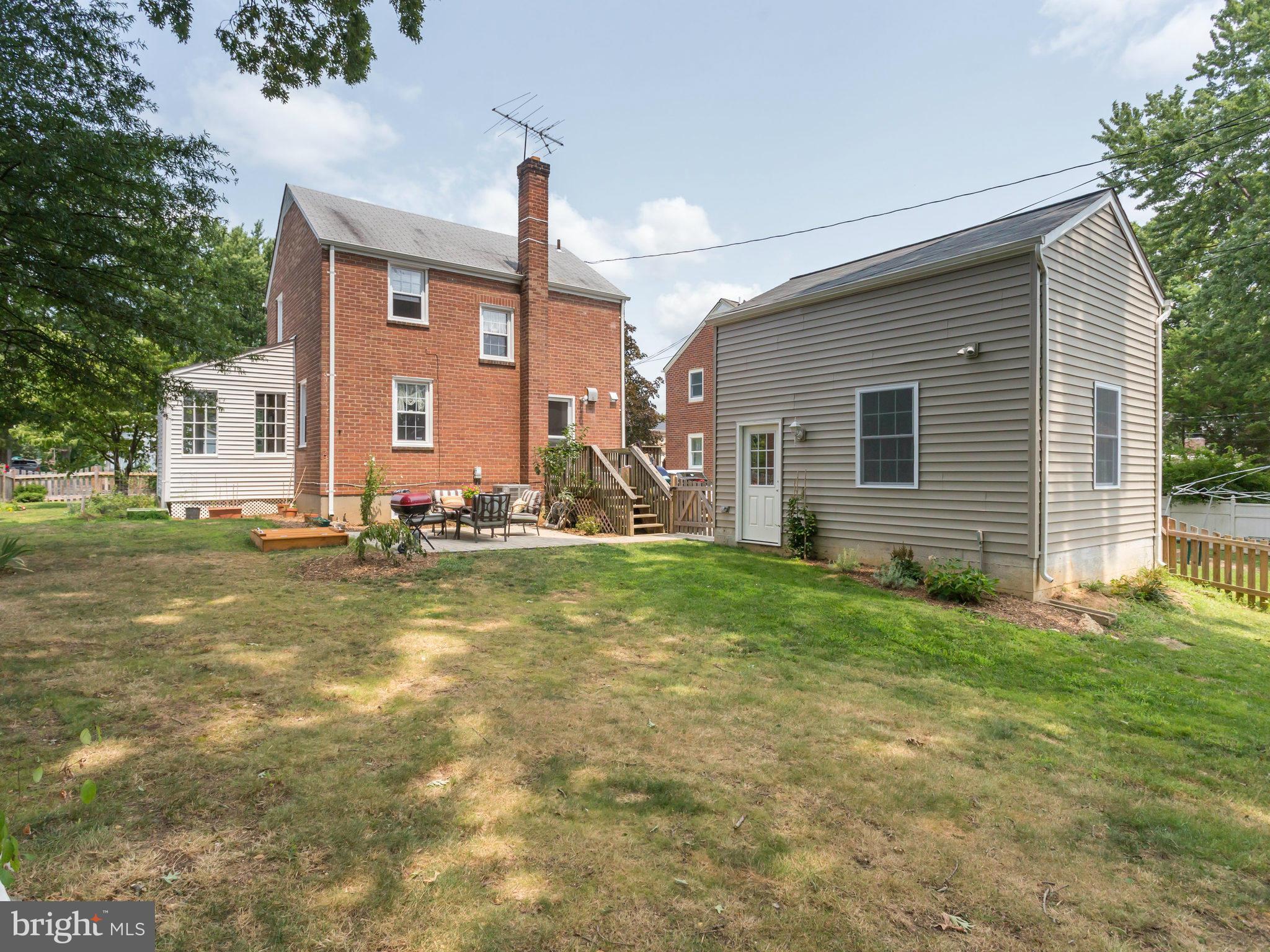 ARLINGTON FOREST - Residential