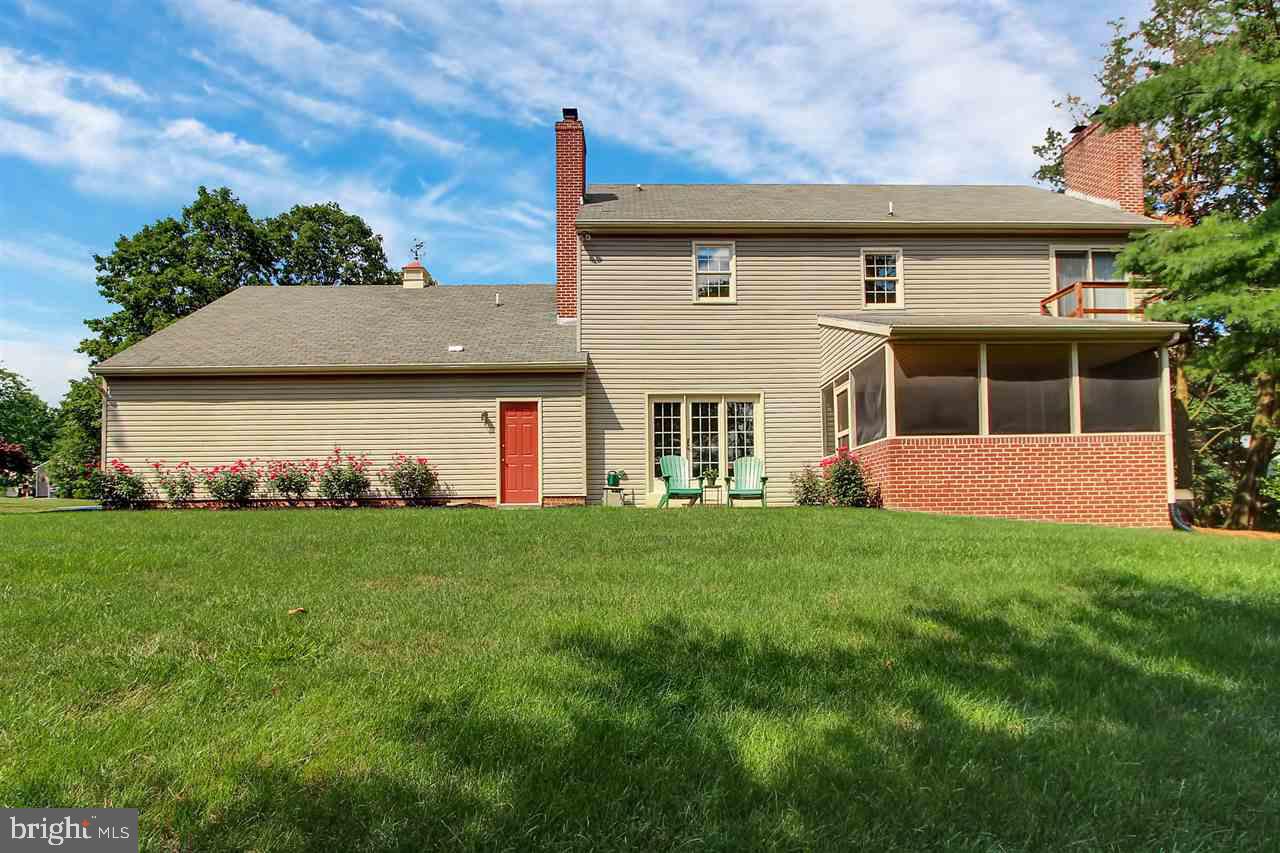 OUTDOOR COUNTRY CLUB - Residential