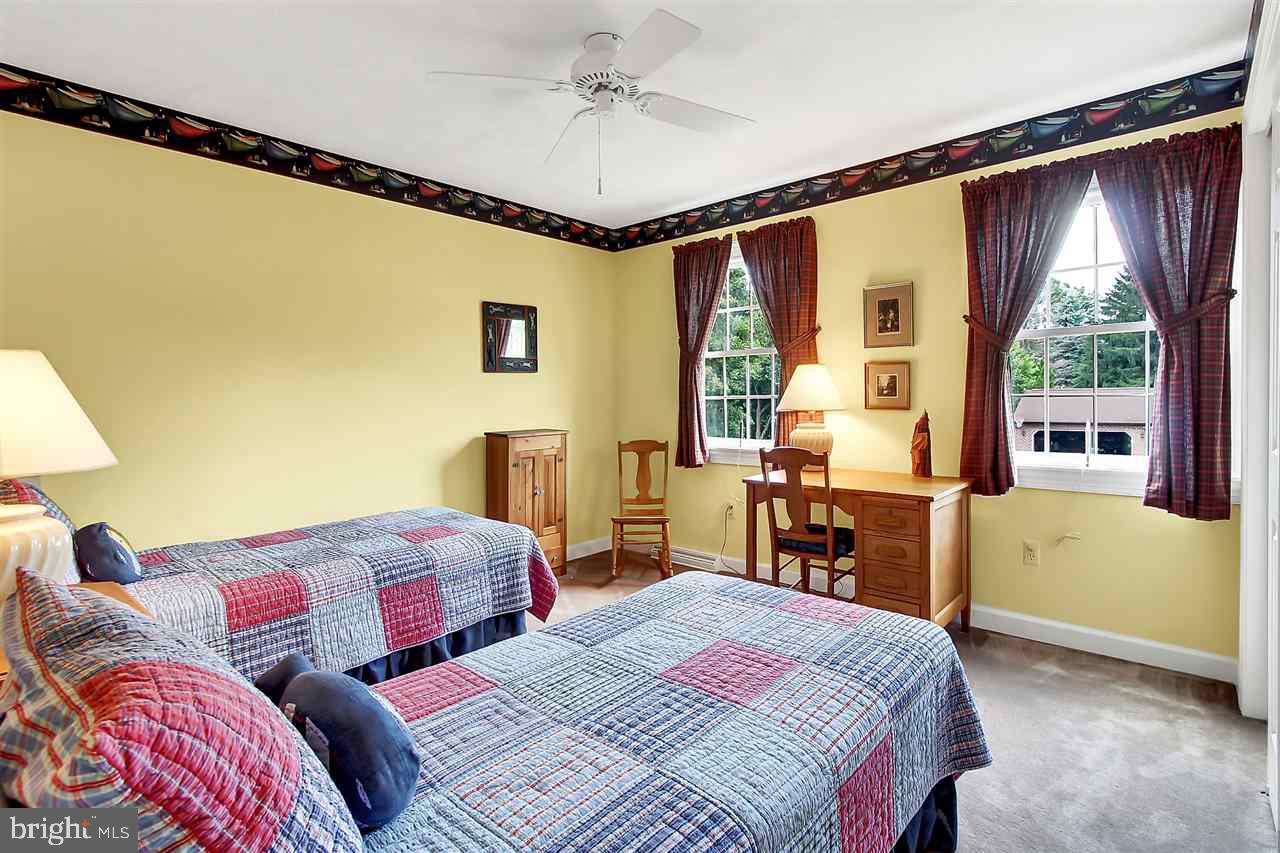 OUTDOOR COUNTRY CLUB - Residential